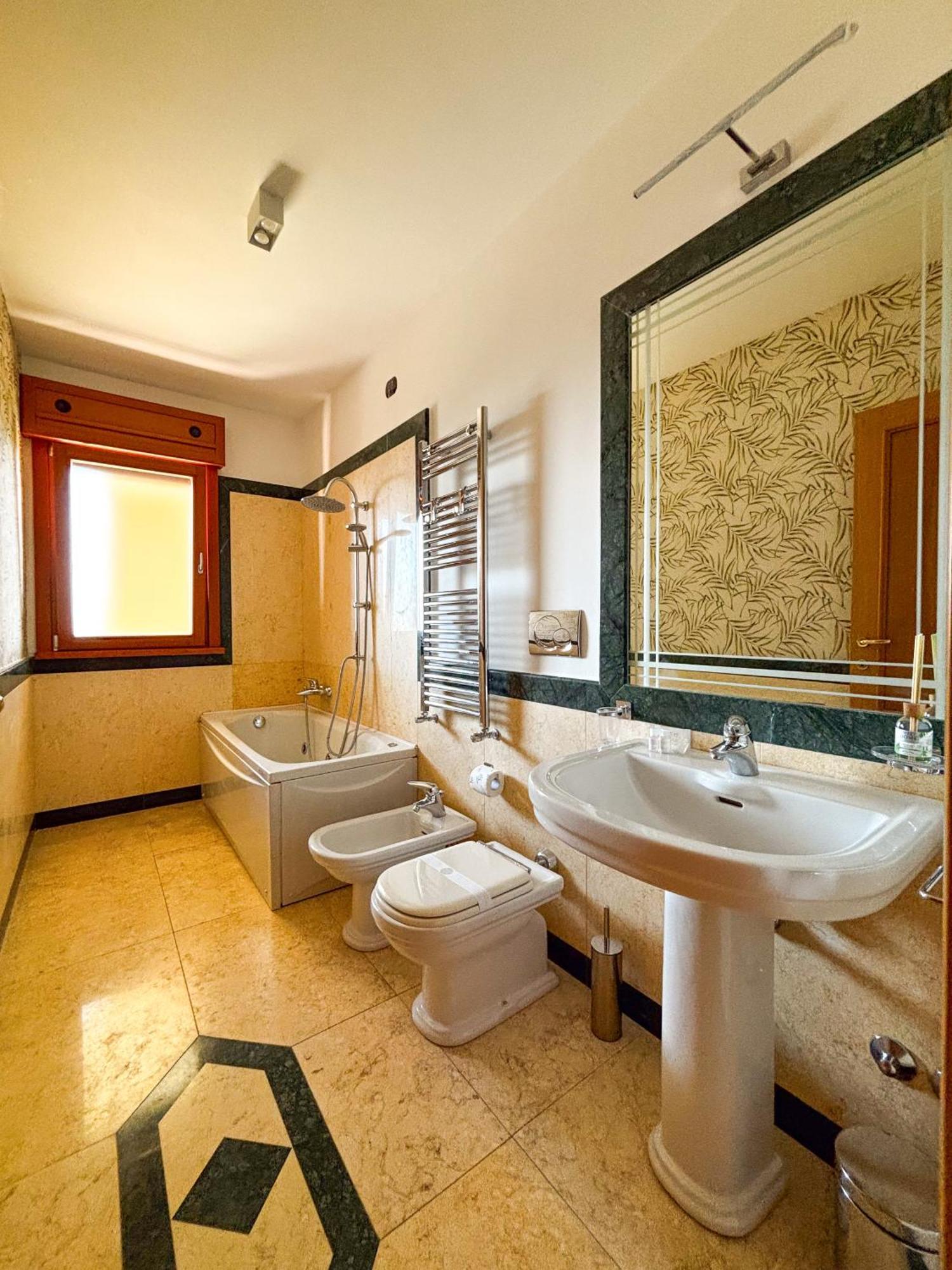 Luxury House Alessia * Rome
